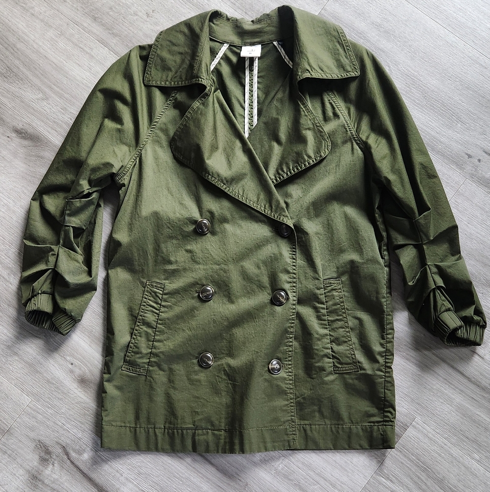 CAbi Expedition Military Green Casual Short Trench Jacket